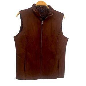 Lands’ End  Women’s Raw Edge Faux Suede Vest Sz M Sherpa Chocolate Brown Pockets
